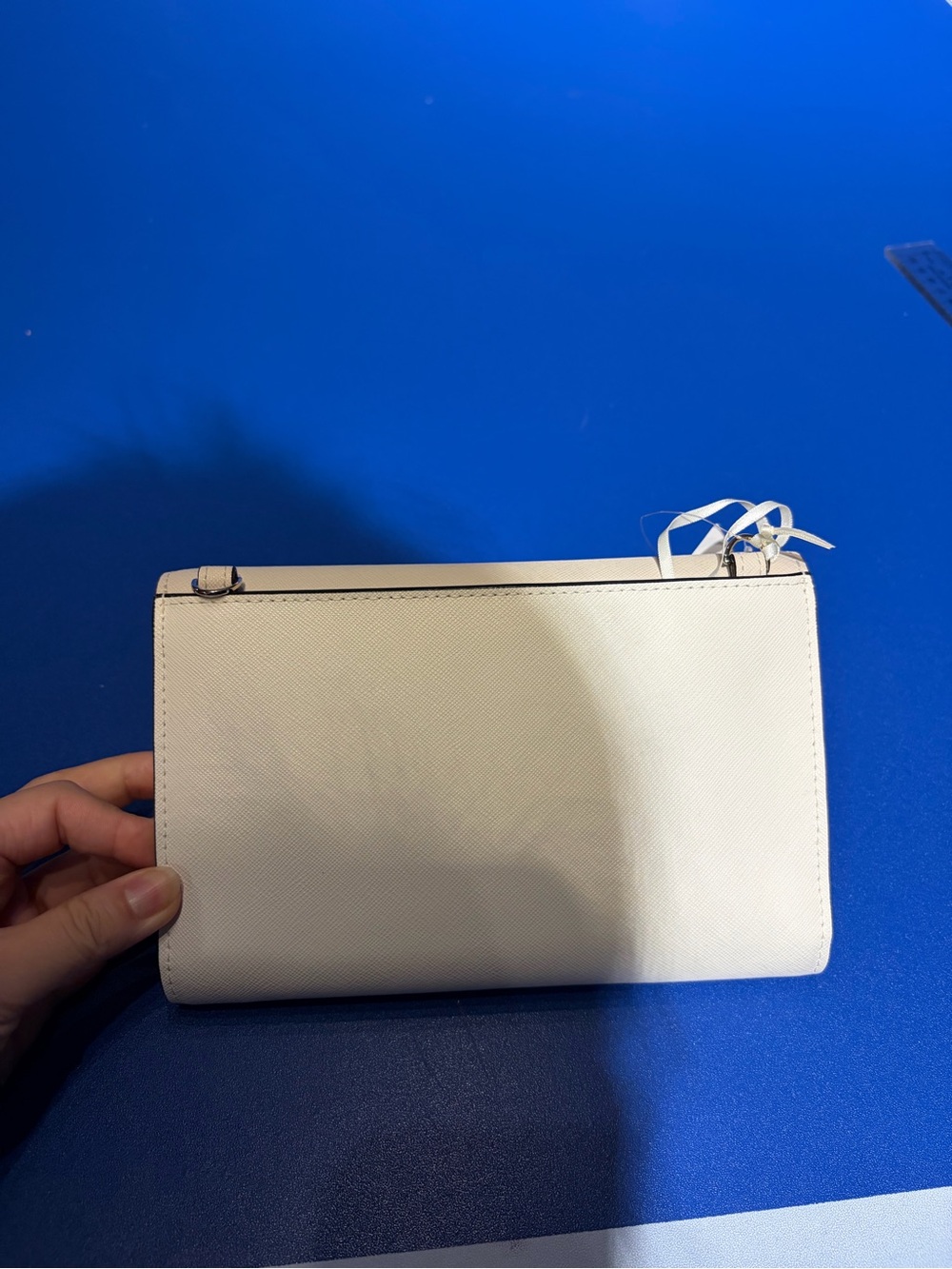 kate spade two-tone beige and cream flap wallet - Picture 3 of 8